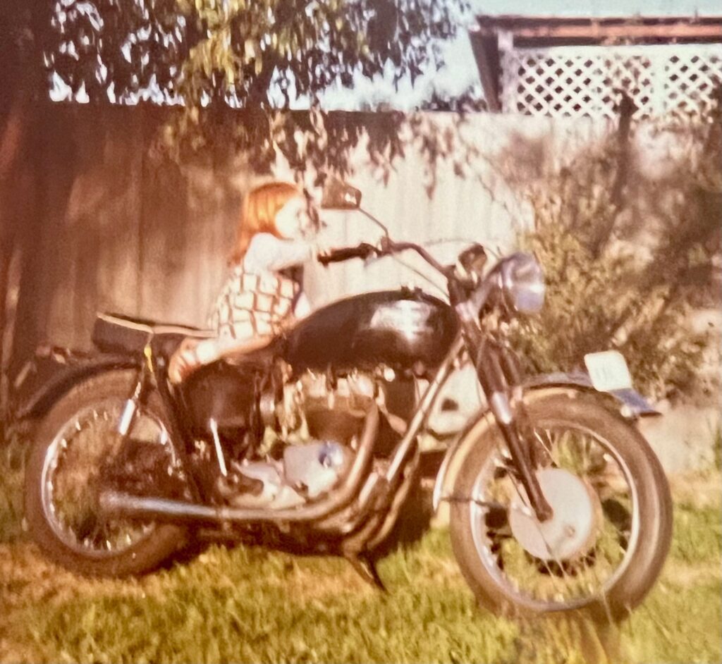 Little Janine Defontaine & bike - About Page